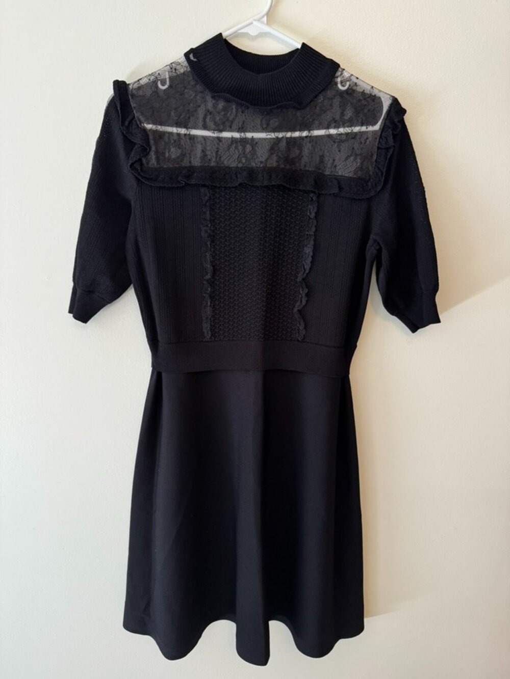 *NEW* cute valentino black mock neck lace short-sleeve knit mini dress, size L